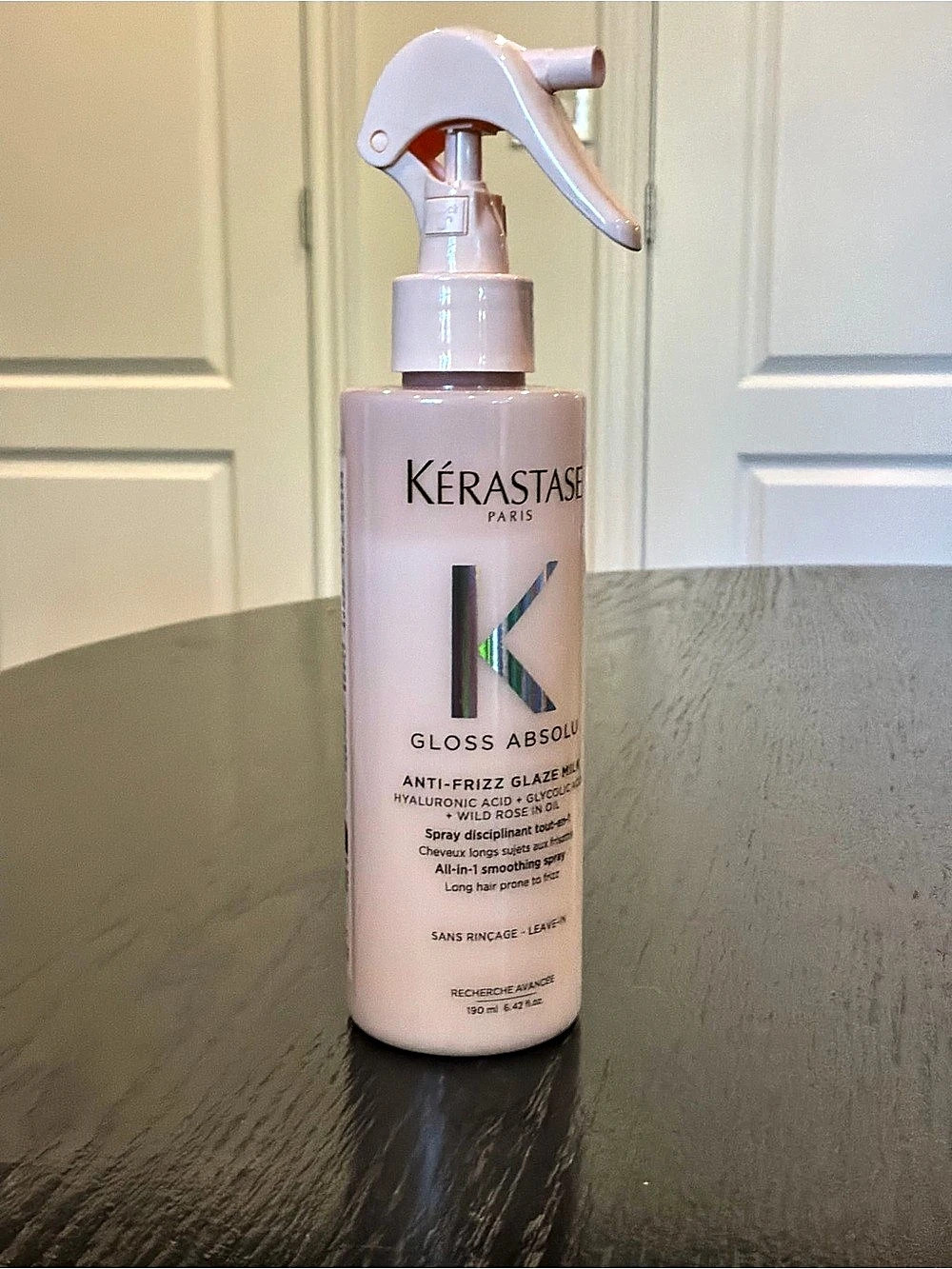 Kerastase Gloss Absolu Anti-Frizz Glaze Milk Anti-Frizz Hair Oil Pink